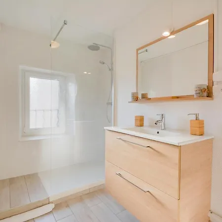 Le Repere De Poincare Apartment *