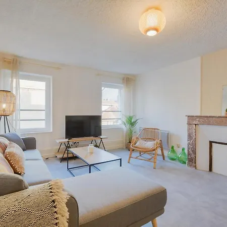 Le Repere De Poincare *