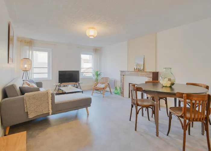 Le Repere De Poincare Apartment *